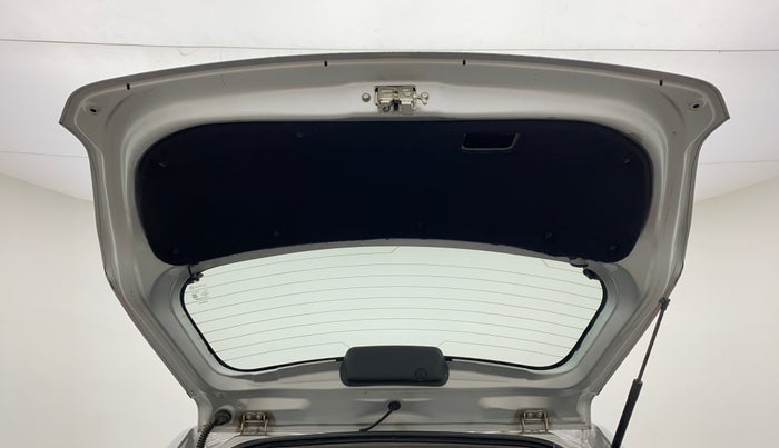 2011 Toyota Etios Liva V, Petrol, Manual, 46,096 km, Boot Door Open