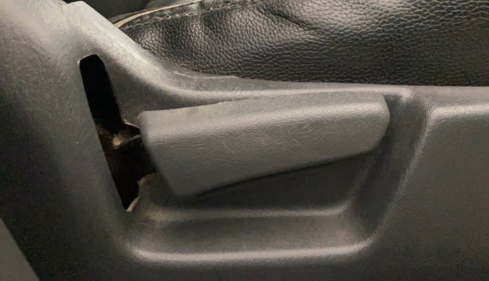 2015 Maruti Alto K10 VXI, Petrol, Manual, 84,364 km, Driver Side Adjustment Panel