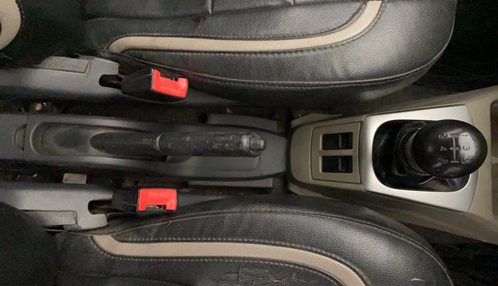 2015 Maruti Alto K10 VXI, Petrol, Manual, 84,364 km, Gear Lever