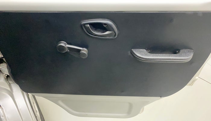 2019 Maruti Eeco 5 STR WITH A/C+HTR, Petrol, Manual, 47,246 km, Driver Side Door Panels Control