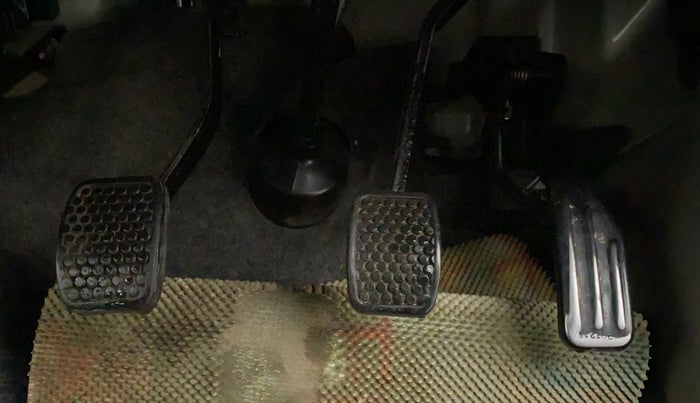 2019 Maruti Eeco 5 STR WITH A/C+HTR, Petrol, Manual, 47,246 km, Pedals