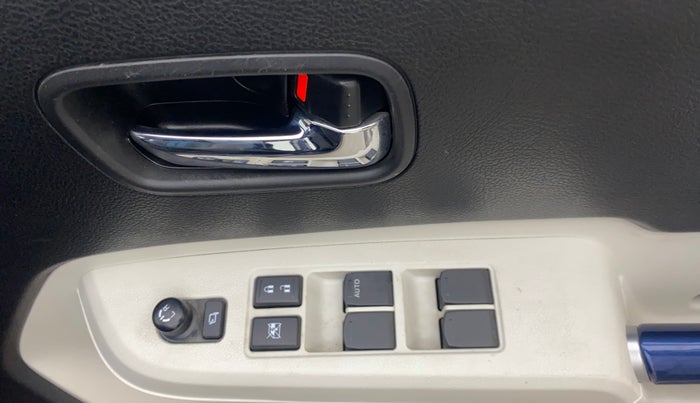 2022 Maruti IGNIS ALPHA 1.2 AMT, Petrol, Automatic, 2,861 km, Driver Side Door Panels Control