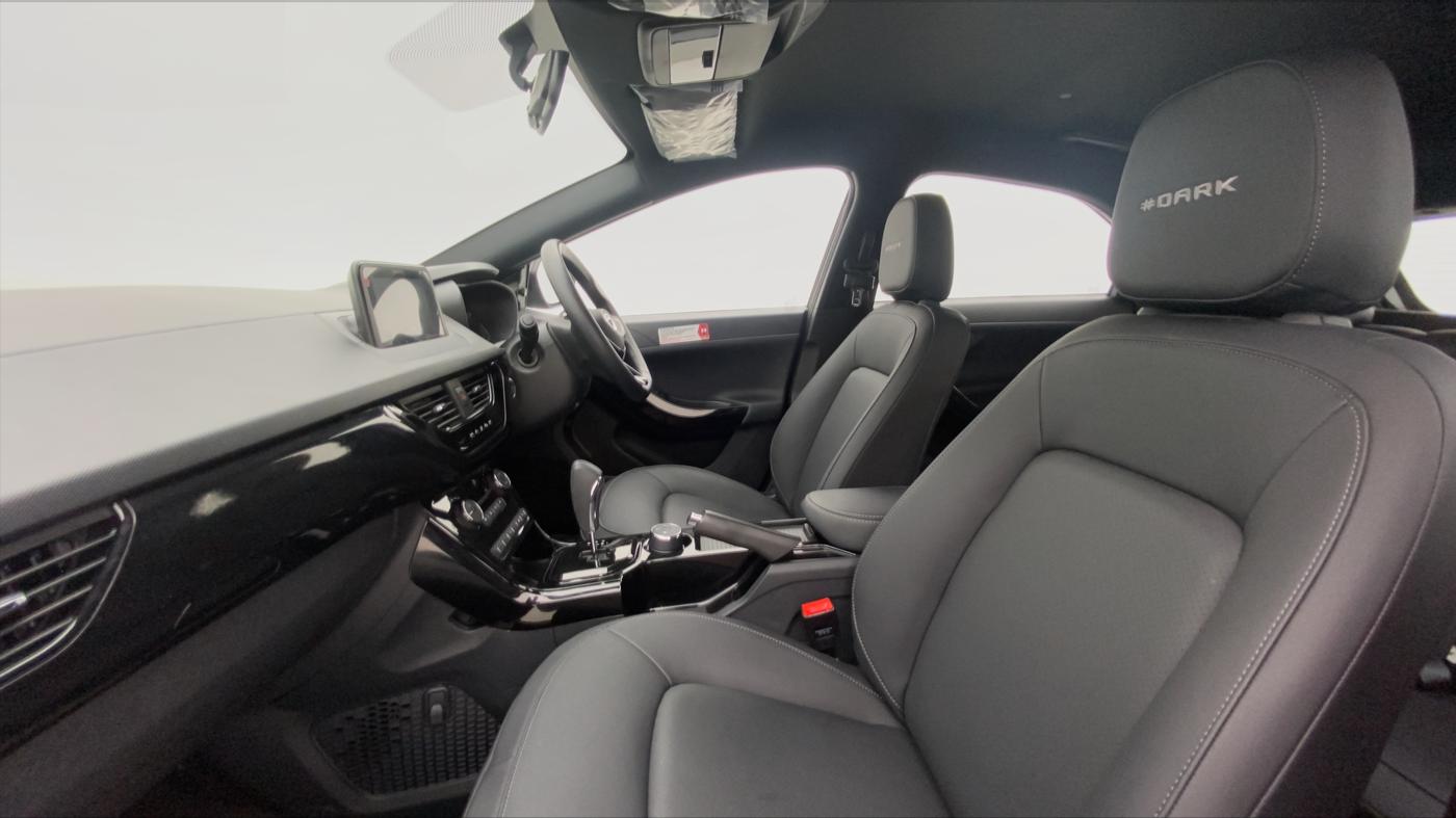 2021 Tata NEXON XZA+ DARK EDITION 1.2 RTN, Petrol, Automatic, 5,420 km, Right Side Front Door Cabin
