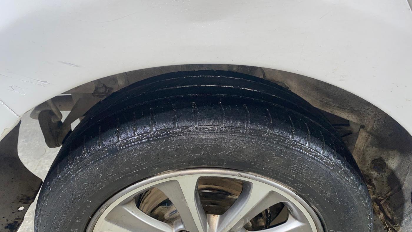 2016 Hyundai Grand i10 ASTA (O) 1.2 KAPPA VTVT, Petrol, Manual, 66,953 km, Right Rear Tyre Tread