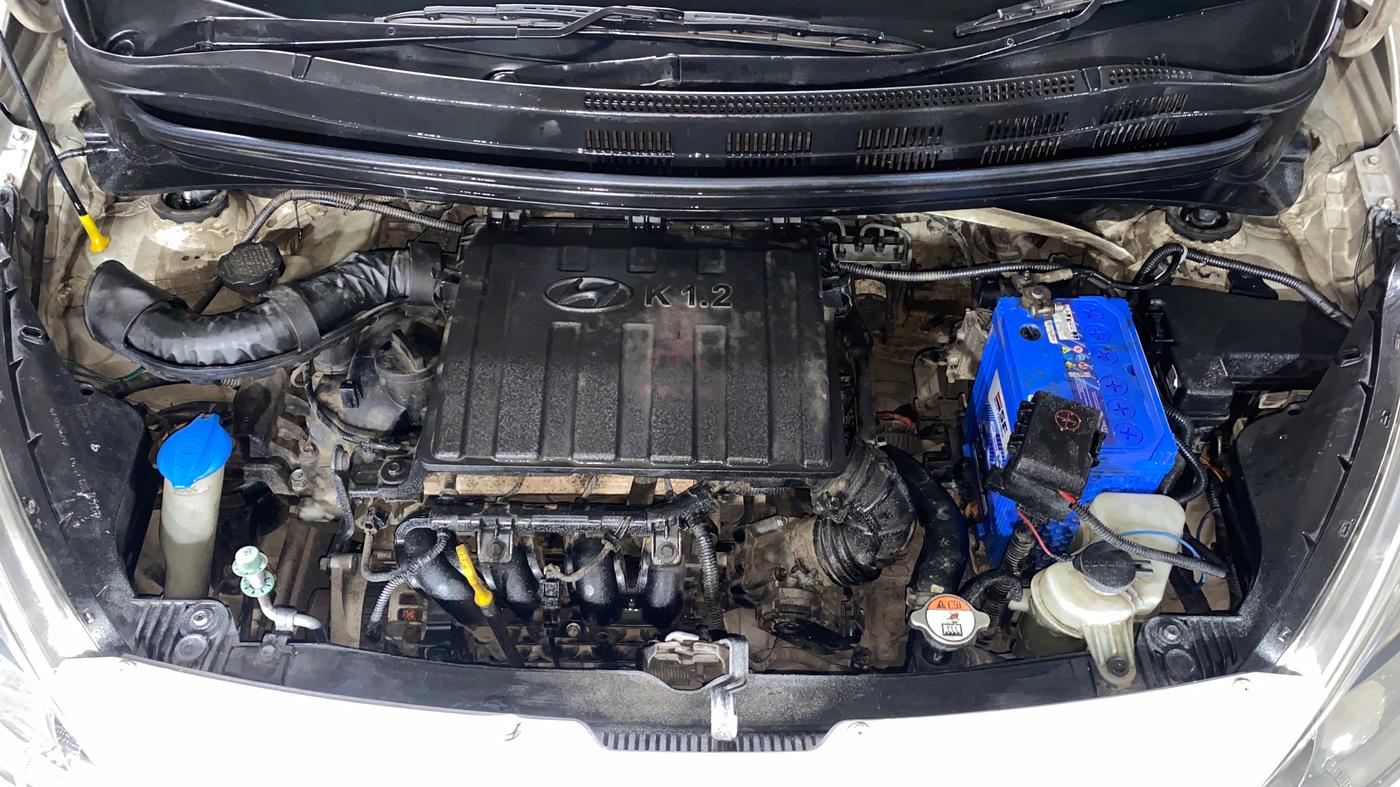 2016 Hyundai Grand i10 ASTA (O) 1.2 KAPPA VTVT, Petrol, Manual, 66,953 km, Engine View