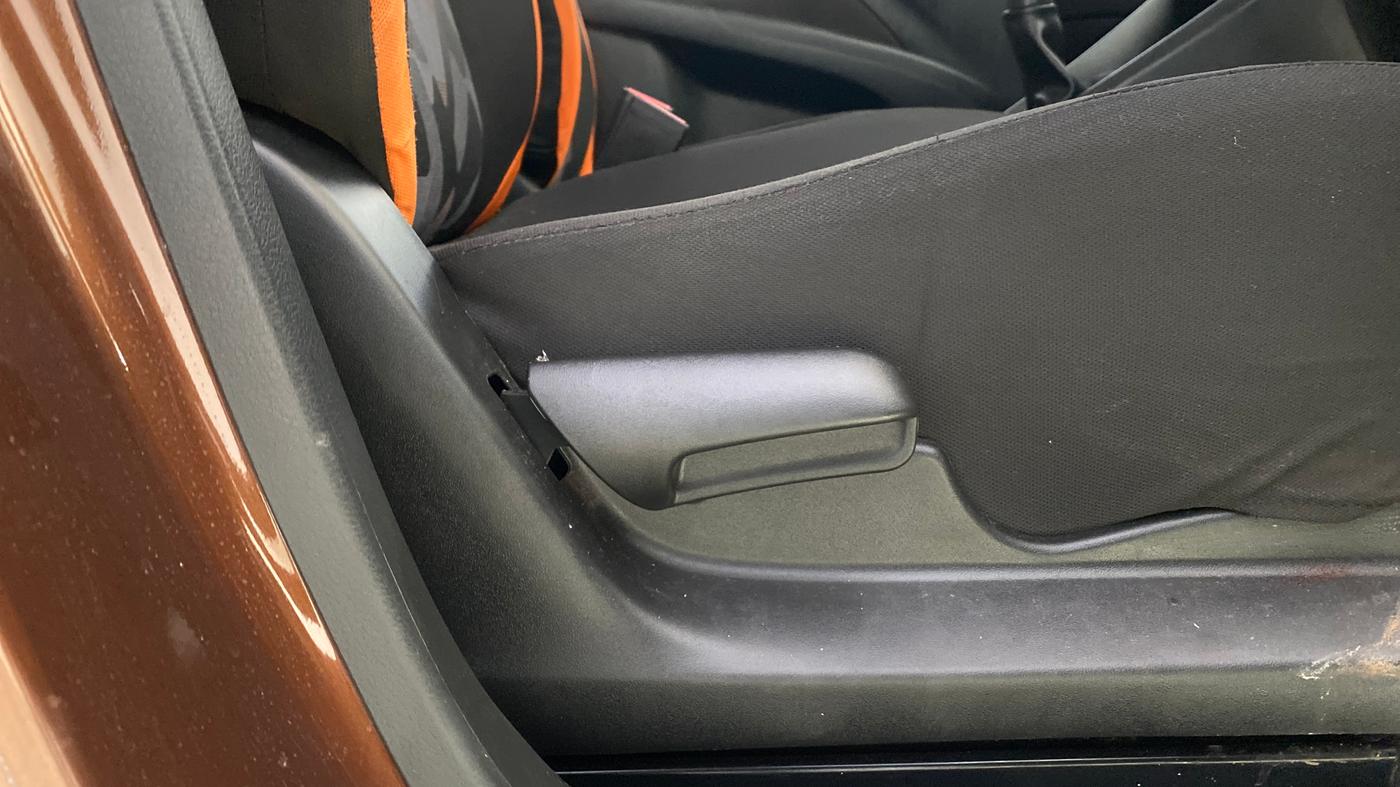 2018 Maruti Celerio X ZXI, Petrol, Manual, 22,957 km, Driver Side Adjustment Panel