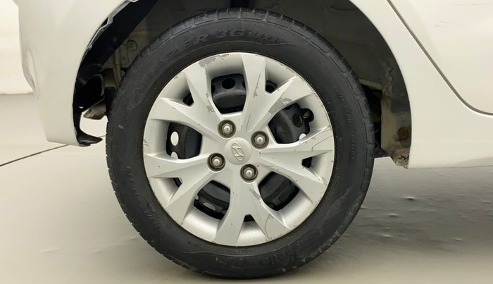 2016 Hyundai Grand i10 MAGNA 1.2 KAPPA VTVT, Petrol, Manual, 38,428 km, Right Rear Wheel