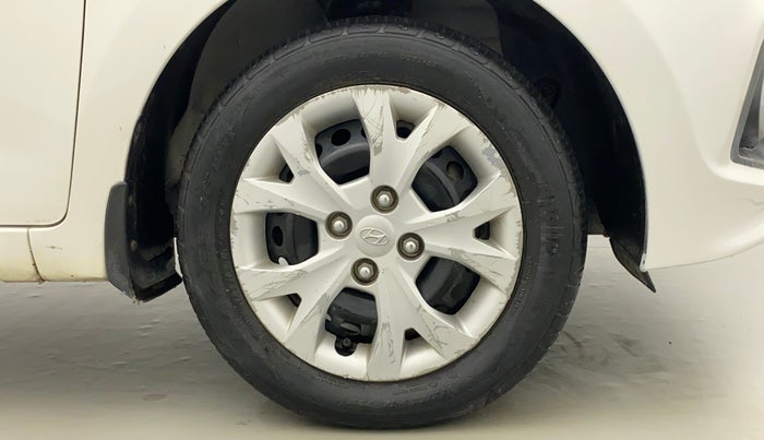 2016 Hyundai Grand i10 MAGNA 1.2 KAPPA VTVT, Petrol, Manual, 38,428 km, Right Front Wheel