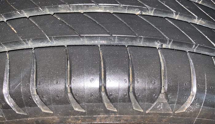 2021 Maruti Baleno ALPHA PETROL 1.2, Petrol, Manual, 41,236 km, Right Rear Tyre Tread