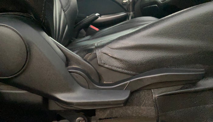 2021 Maruti Baleno ALPHA PETROL 1.2, Petrol, Manual, 41,236 km, Driver Side Adjustment Panel