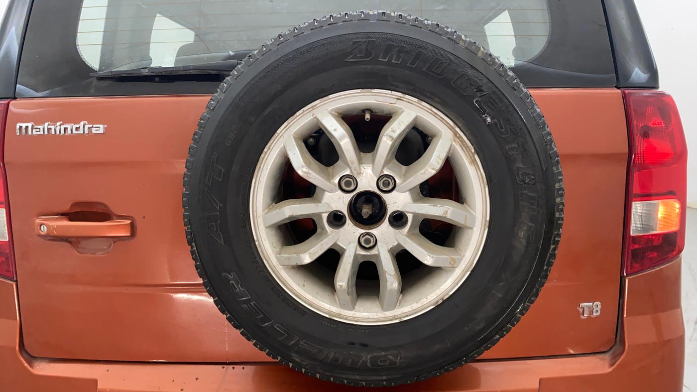 2016 Mahindra TUV300 T8, Diesel, Manual, 76,139 km, Spare Tyre