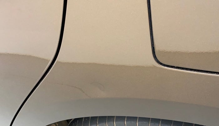 2016 Maruti Ciaz ZDI SHVS, Diesel, Manual, 48,096 km, Left quarter panel - Slightly dented