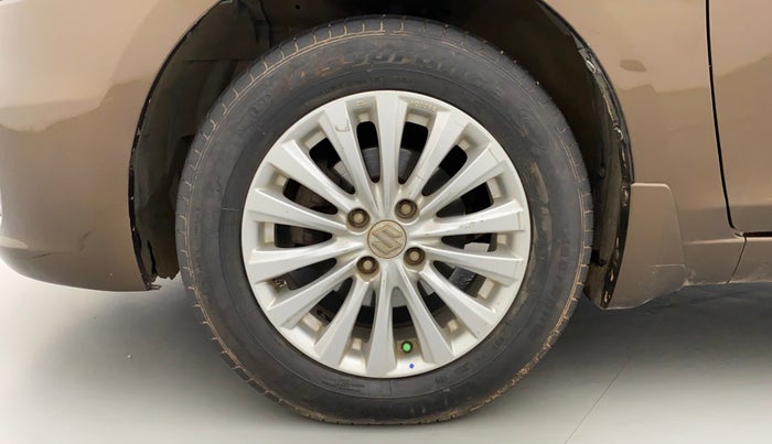 2016 Maruti Ciaz ZDI SHVS, Diesel, Manual, 48,096 km, Left Front Wheel