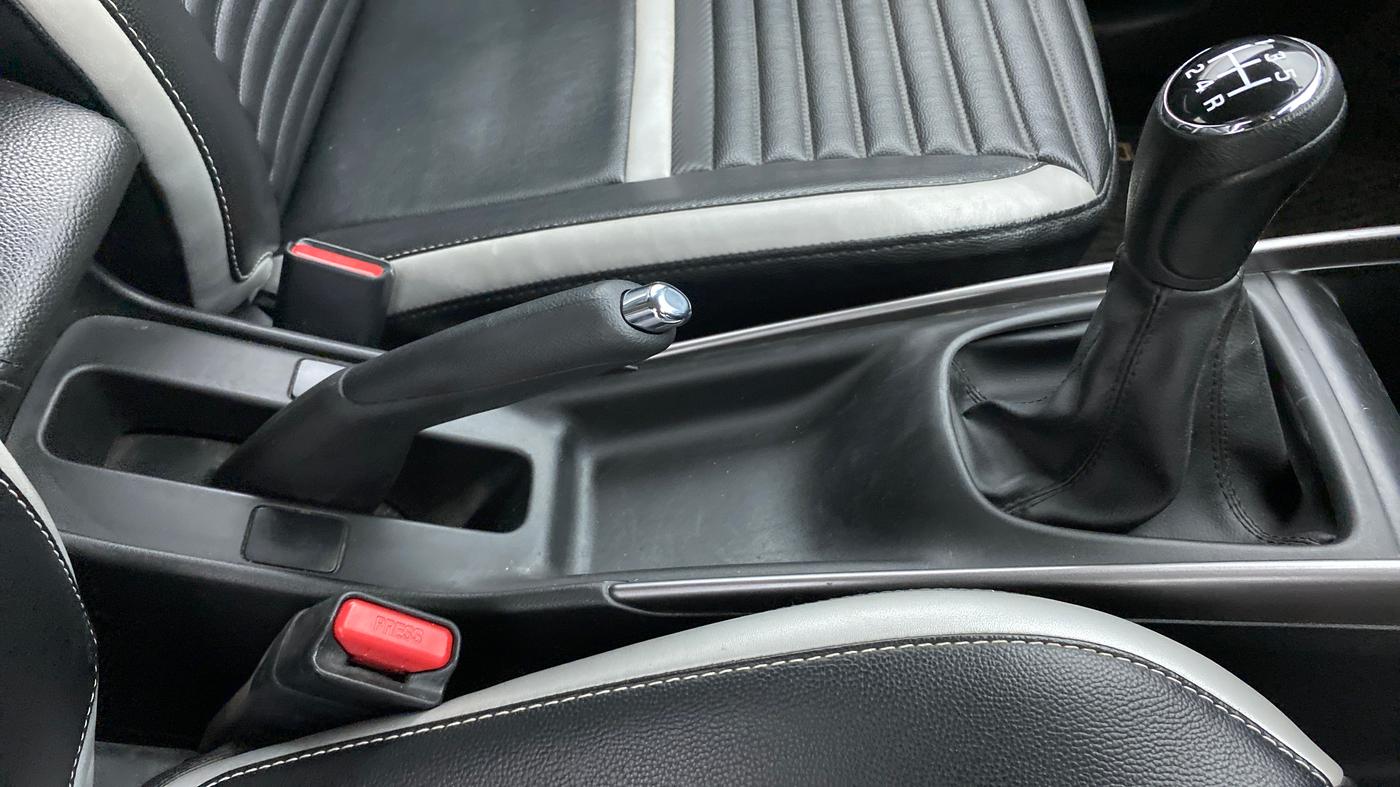 2019 Maruti Baleno ZETA PETROL 1.2, Petrol, Manual, 9,469 km, Gear Lever