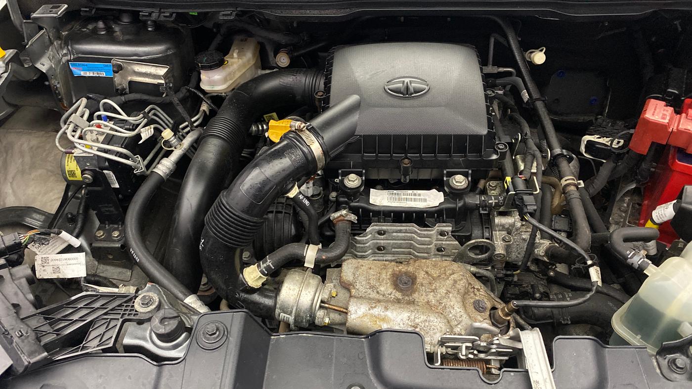 2023 Tata NEXON CREATIVE+ DCA 1.2 PETROL, Petrol, Automatic, 3,652 km, Engine View - Right
