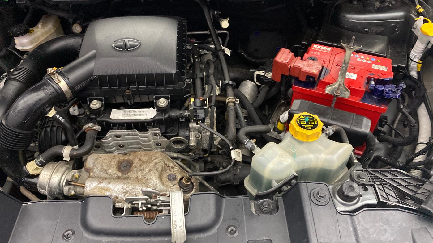 2023 Tata NEXON CREATIVE+ DCA 1.2 PETROL, Petrol, Automatic, 3,652 km, Engine View - Left