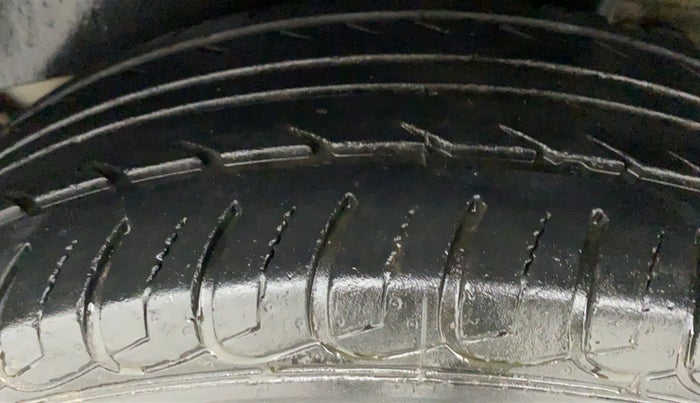 2018 Hyundai Creta E PLUS 1.6 PETROL, Petrol, Manual, 58,196 km, Left Rear Tyre Tread