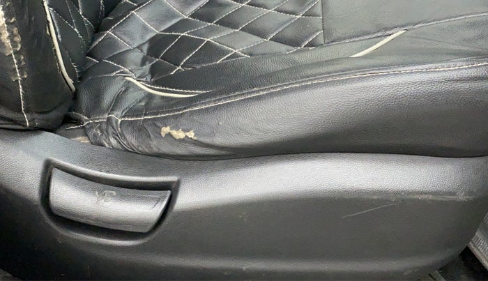 2018 Hyundai Creta E PLUS 1.6 PETROL, Petrol, Manual, 58,196 km, Driver Side Adjustment Panel