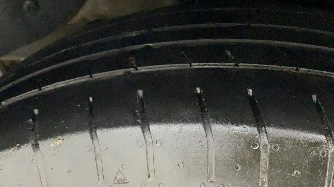 2018 Hyundai Creta E PLUS 1.6 PETROL, Petrol, Manual, 58,196 km, Right Rear Tyre Tread