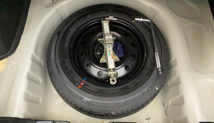 2019 Maruti Dzire VXI, Petrol, Manual, 31,908 km, Spare Tyre