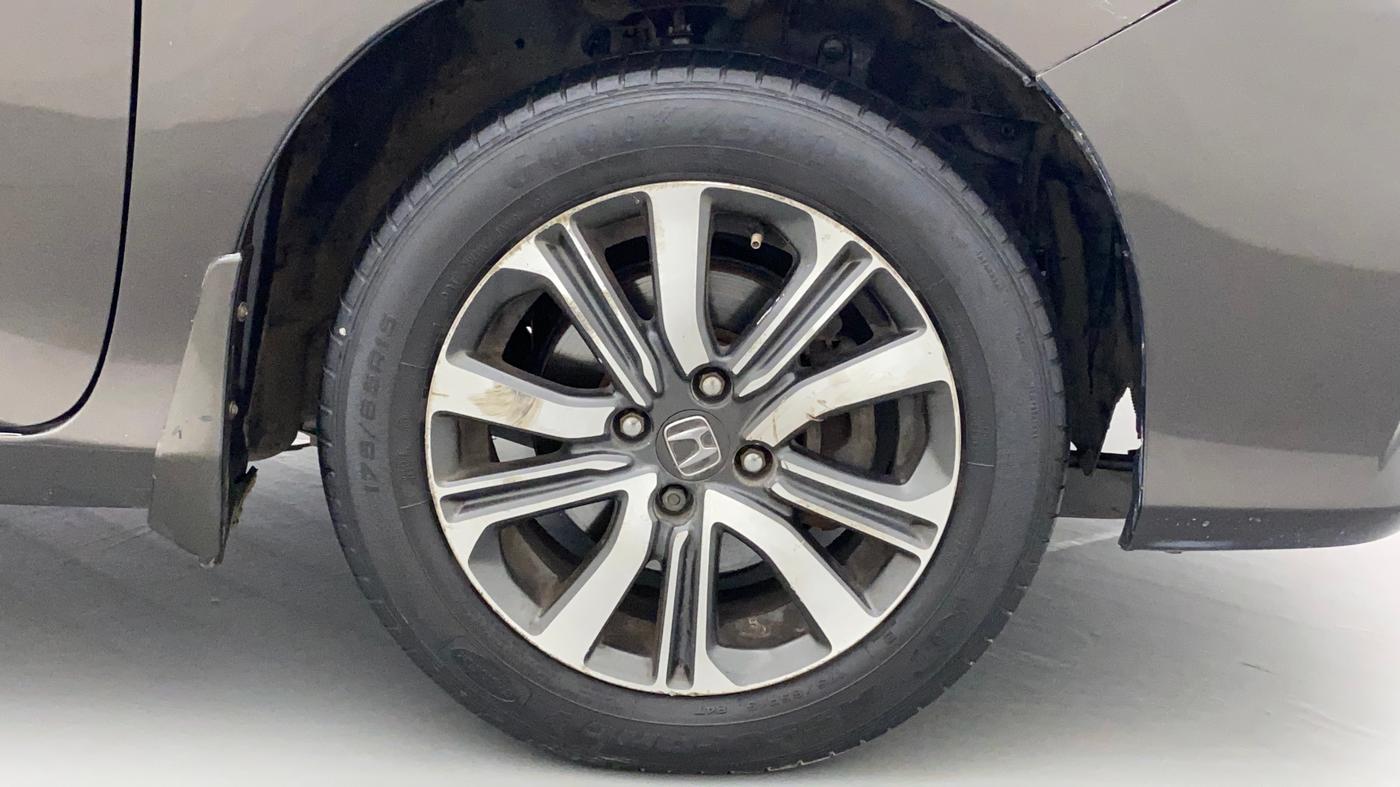 2018 Honda City 1.5L I-VTEC V MT, CNG, Manual, 1,11,569 km, Right Front Wheel