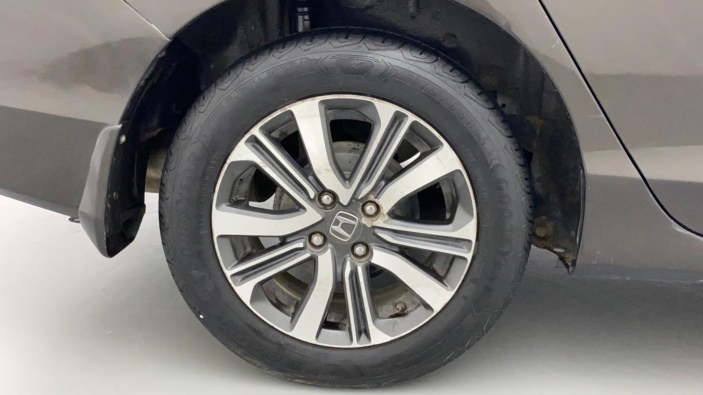 2018 Honda City 1.5L I-VTEC V MT, CNG, Manual, 1,11,569 km, Right Rear Wheel