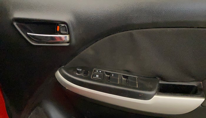 2017 Maruti Baleno DELTA PETROL 1.2, Petrol, Manual, 77,176 km, Driver Side Door Panels Control