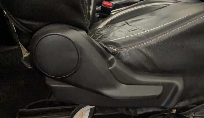 2017 Maruti Baleno DELTA PETROL 1.2, Petrol, Manual, 77,176 km, Driver Side Adjustment Panel