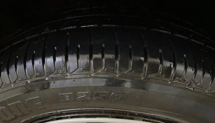 2017 Maruti Baleno DELTA PETROL 1.2, Petrol, Manual, 77,176 km, Right Rear Tyre Tread