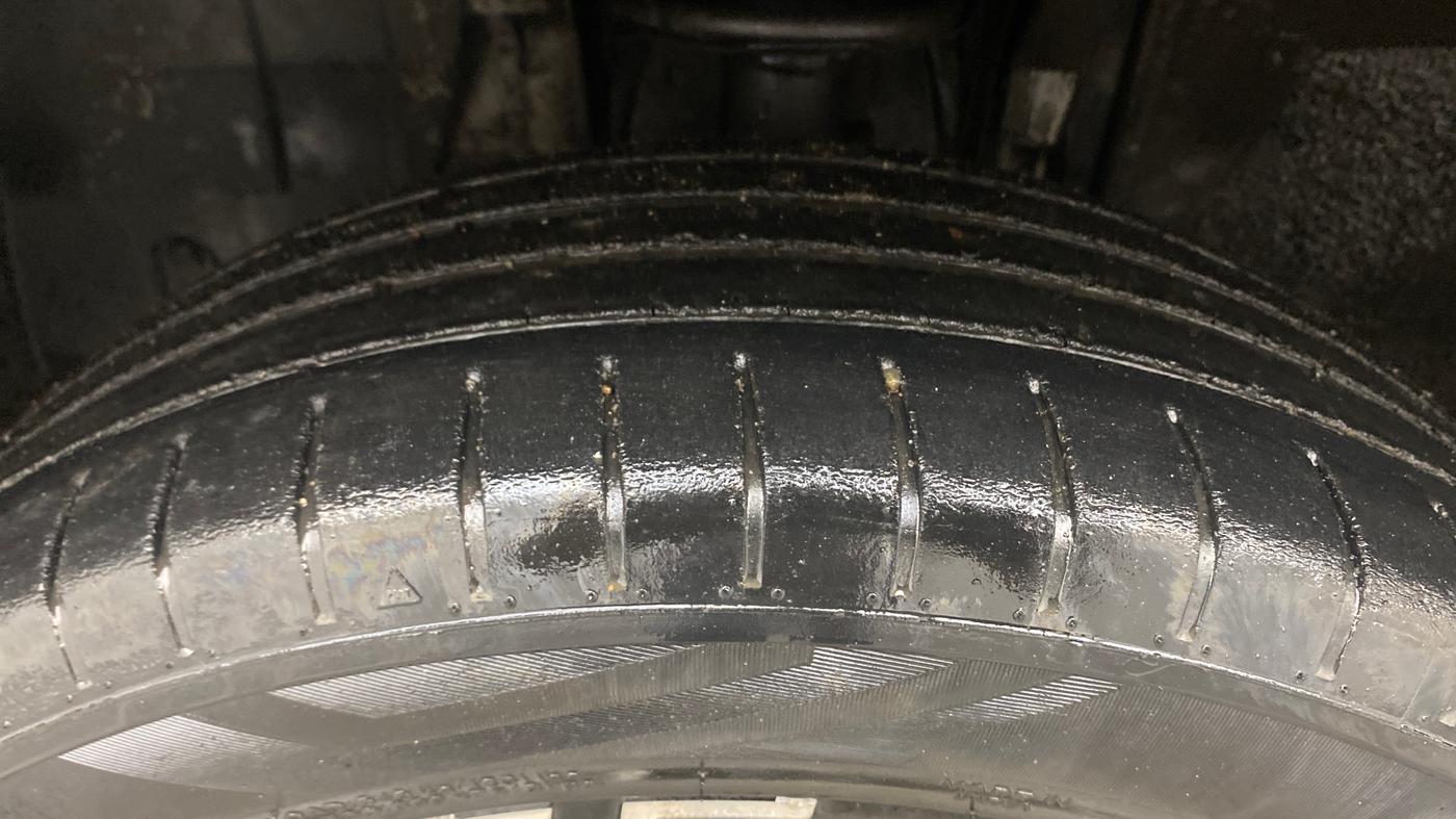 2021 Renault Kiger RXZ TURBO MT, Petrol, Manual, 79,611 km, Left Front Tyre Tread