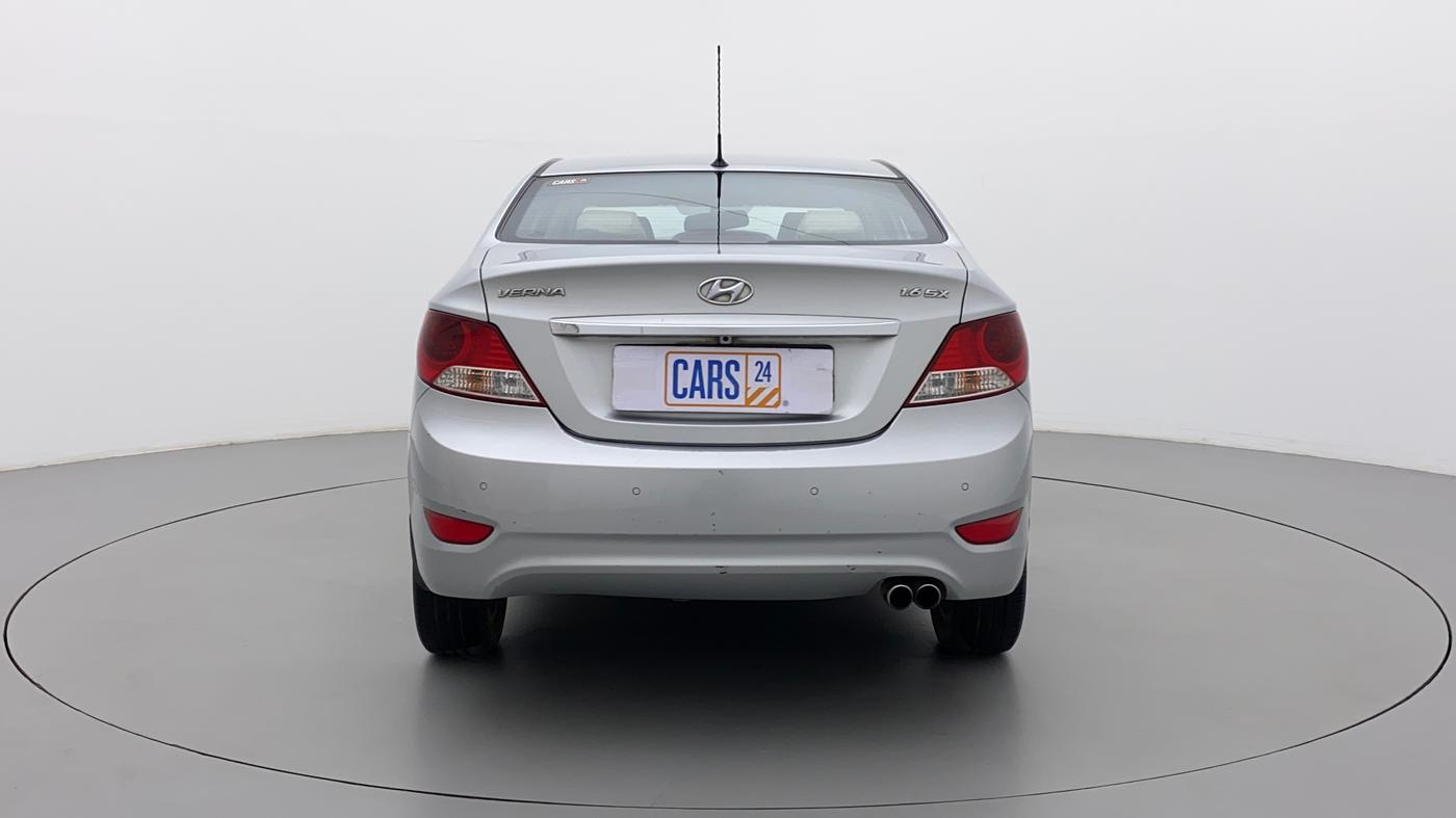 2014 Hyundai Verna FLUIDIC 1.6 CRDI SX, Diesel, Manual, 57,182 km, Back/Rear