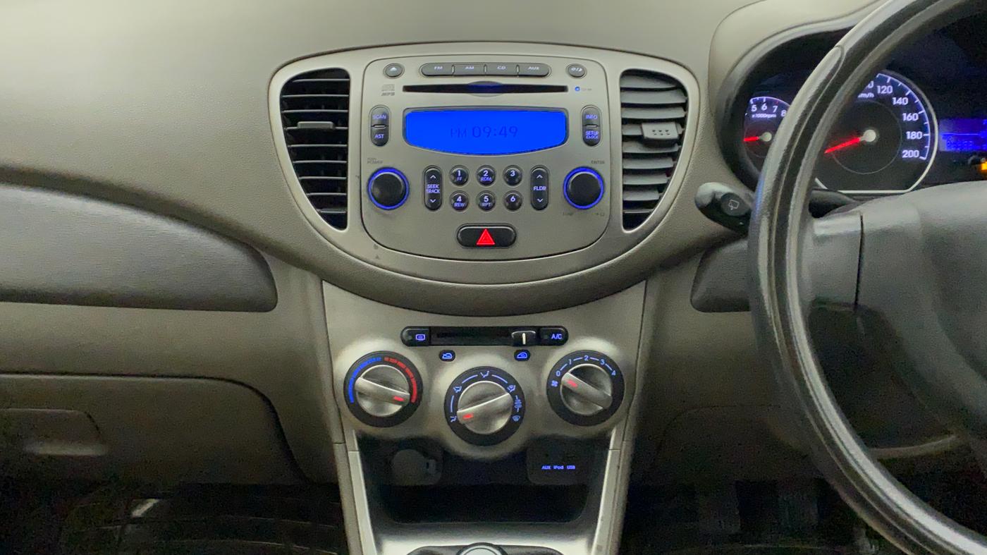 2013 Hyundai i10 SPORTZ 1.2, Petrol, Manual, 36,438 km, Air Conditioner