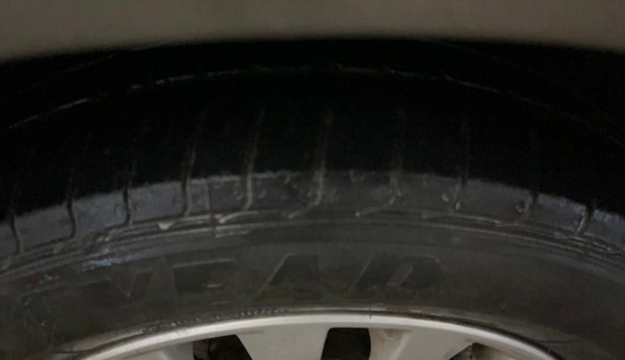 2020 Maruti Ciaz DELTA 1.5 SHVS MT PETROL, Petrol, Manual, 47,925 km, Left Front Tyre Tread