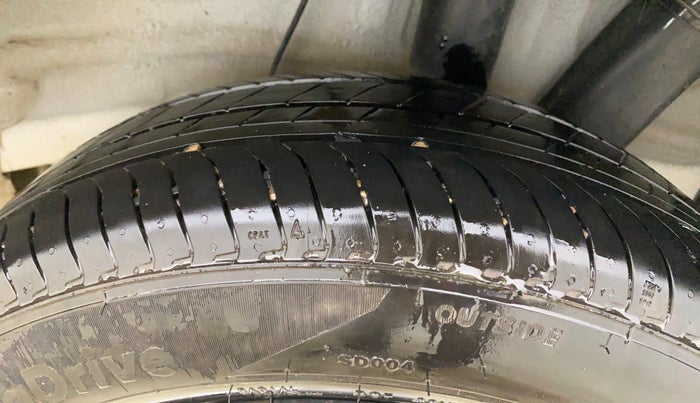 2025 Hyundai EXTER SX 1.2 MT Hy-CNG Duo , CNG, Manual, 2,242 km, Left Rear Tyre Tread