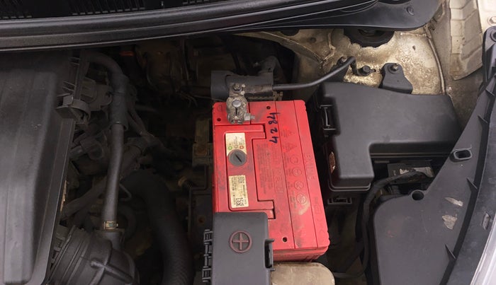 2016 Hyundai Xcent SX 1.2, Petrol, Manual, 92,812 km, Engine View - Left