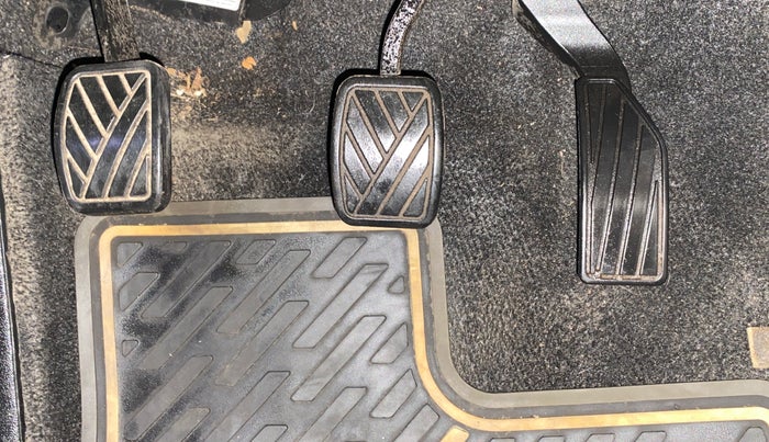 2017 Maruti S Cross ZETA 1.3, Diesel, Manual, 41,227 km, Pedals