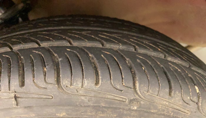 2013 Maruti Alto K10 VXI, Petrol, Manual, 82,482 km, Right Front Tyre Tread