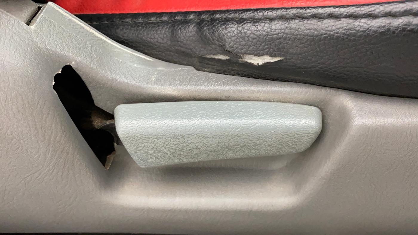 2013 Maruti Alto K10 VXI, Petrol, Manual, 82,482 km, Driver Side Adjustment Panel