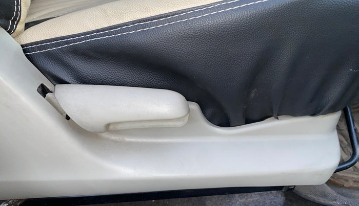 2016 Maruti Celerio ZXI AMT (O), Petrol, Automatic, 93,668 km, Driver Side Adjustment Panel