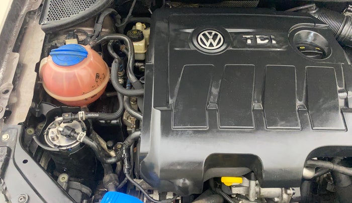 2014 Volkswagen Vento COMFORTLINE 1.5 AT, Diesel, Automatic, 82,598 km, Engine View - Right