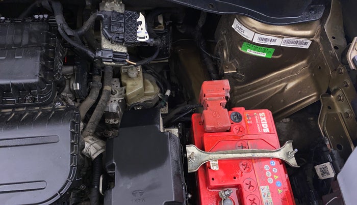 2022 Tata PUNCH ACCOMPLISHED AMT, Petrol, Automatic, 68,141 km, Engine View - Left