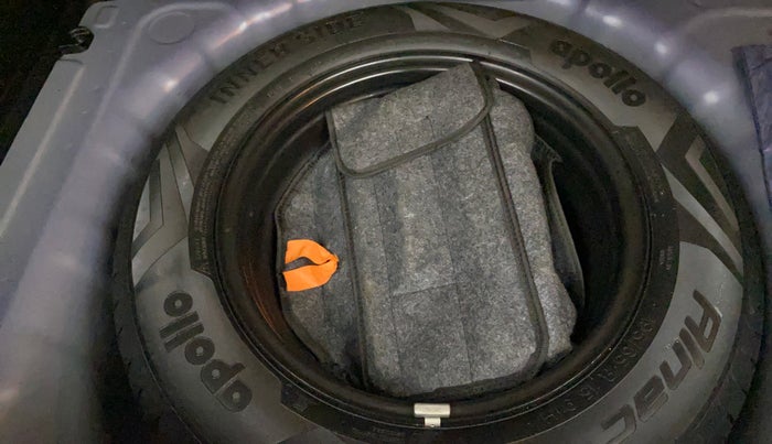 2020 Hyundai VENUE SX 1.0 (O) TURBO, Petrol, Manual, 38,821 km, Spare Tyre