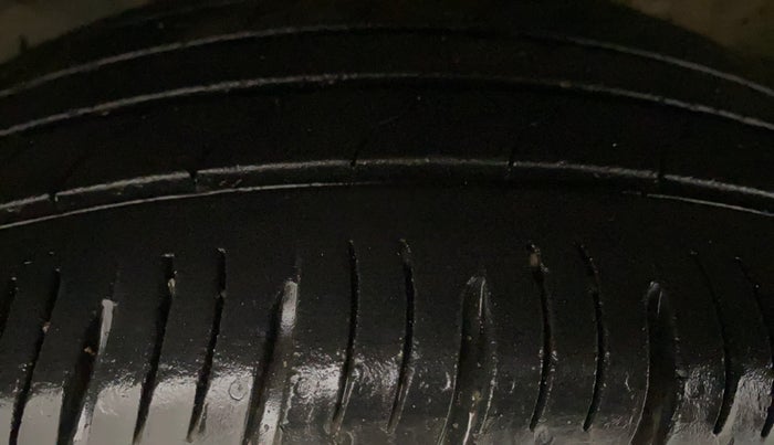 2020 Hyundai VENUE SX 1.0 (O) TURBO, Petrol, Manual, 38,821 km, Left Front Tyre Tread