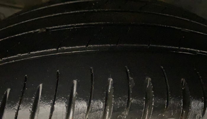 2020 Hyundai VENUE SX 1.0 (O) TURBO, Petrol, Manual, 38,821 km, Right Rear Tyre Tread