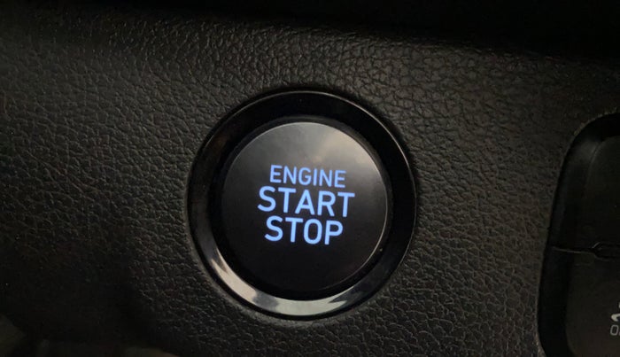 2020 Hyundai VENUE SX 1.0 (O) TURBO, Petrol, Manual, 38,821 km, Keyless Start/ Stop Button