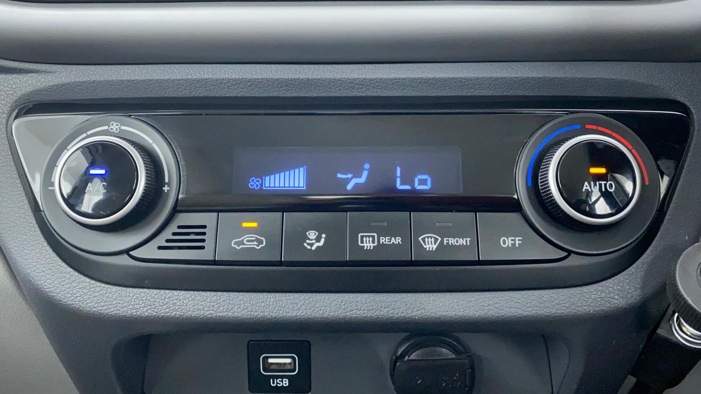 2021 Hyundai GRAND I10 NIOS SPORTZ CNG MT, CNG, Manual, 14,358 km, Automatic Climate Control