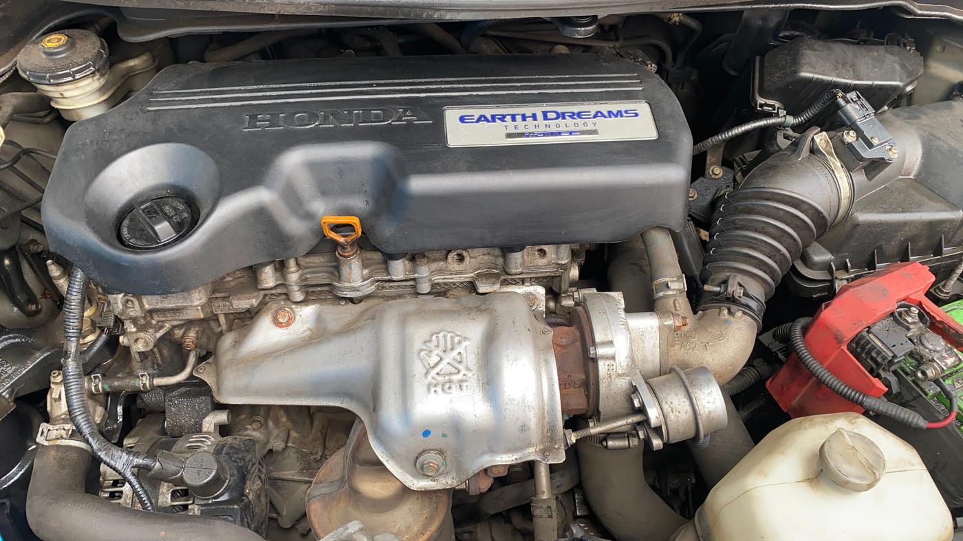 2015 Honda Jazz 1.5L I-DTEC SV, Diesel, Manual, 74,246 km, Engine View