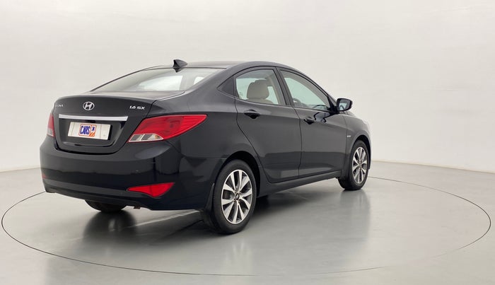2016 Hyundai Verna FLUIDIC 1.6 SX VTVT, Petrol, Manual, 31,533 km, Right Back Diagonal