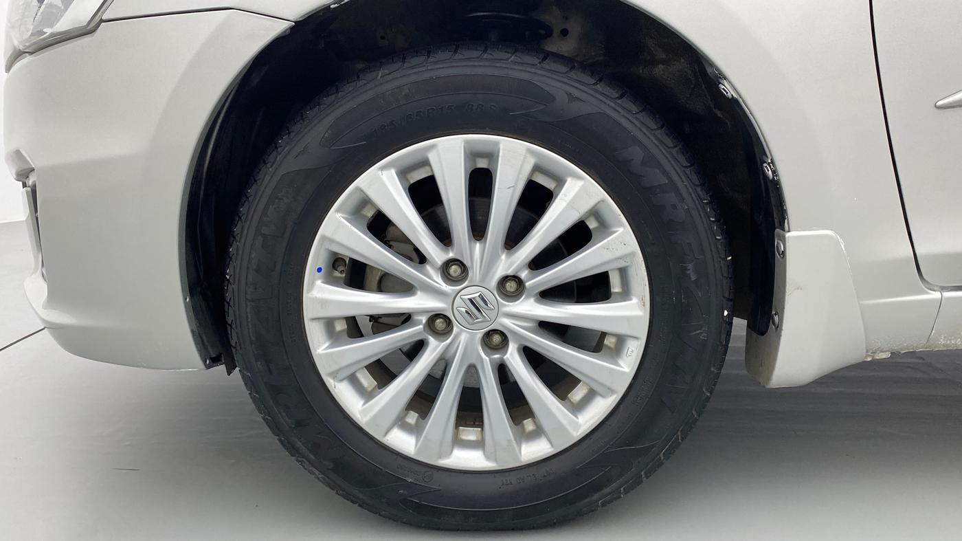 2017 Maruti Ciaz ZETA 1.4 VVT AMT, Petrol, Automatic, 63,065 km, Left Front Wheel