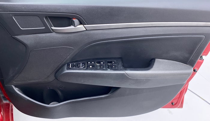2017 Hyundai New Elantra 2.0 SX (O) MT, Petrol, Manual, 85,727 km, Driver Side Door Panels Control